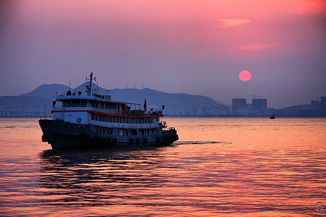 Cruising in the Brahmaputra